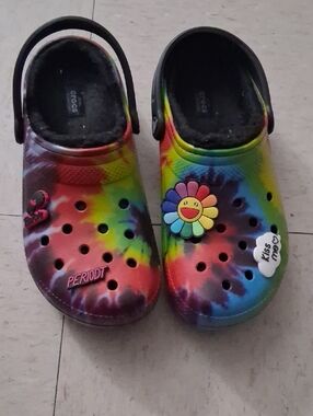 Womens Tie-Dye Garden Crocs with Happy Flower Charm
